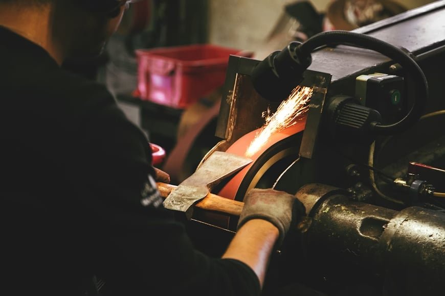 What is an OEM Manufacturer? Examples in Aerospace, EV, and Medical Devices
